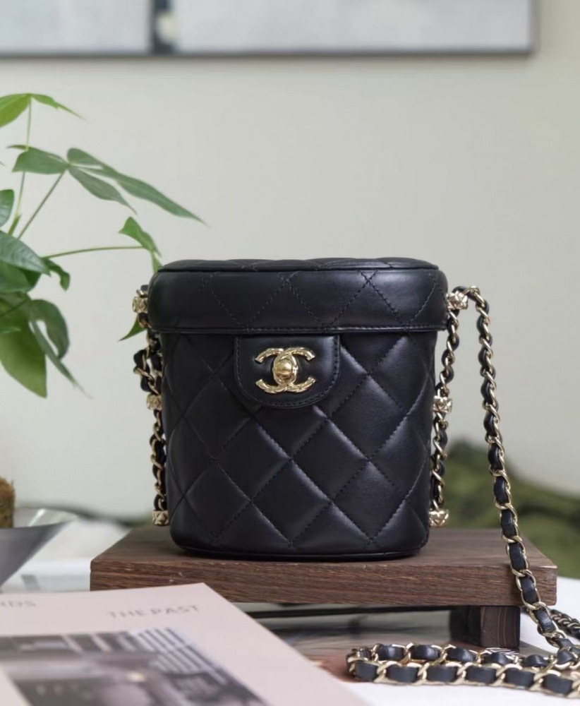 Chanel 圓筒化