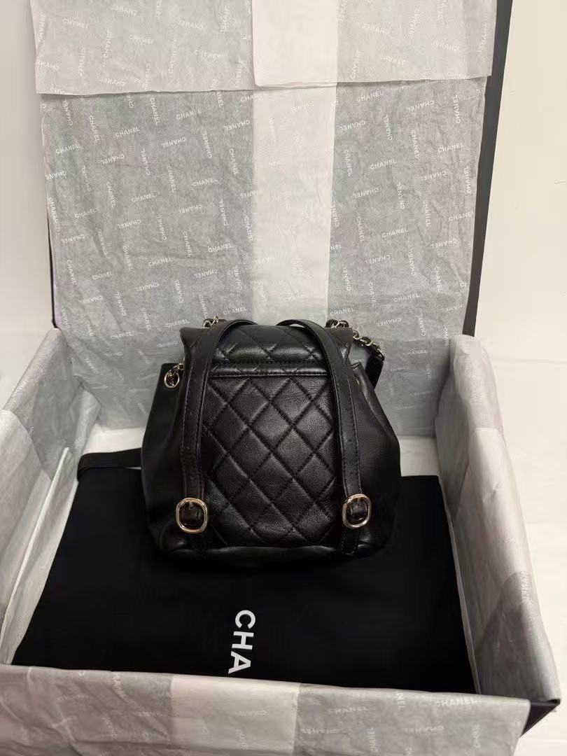 Chanel - Duma 黑牛金釦 經典小型雙肩包